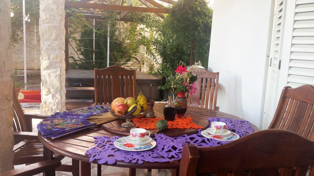 Apartments Little Castle Vodice Bagian luar foto
