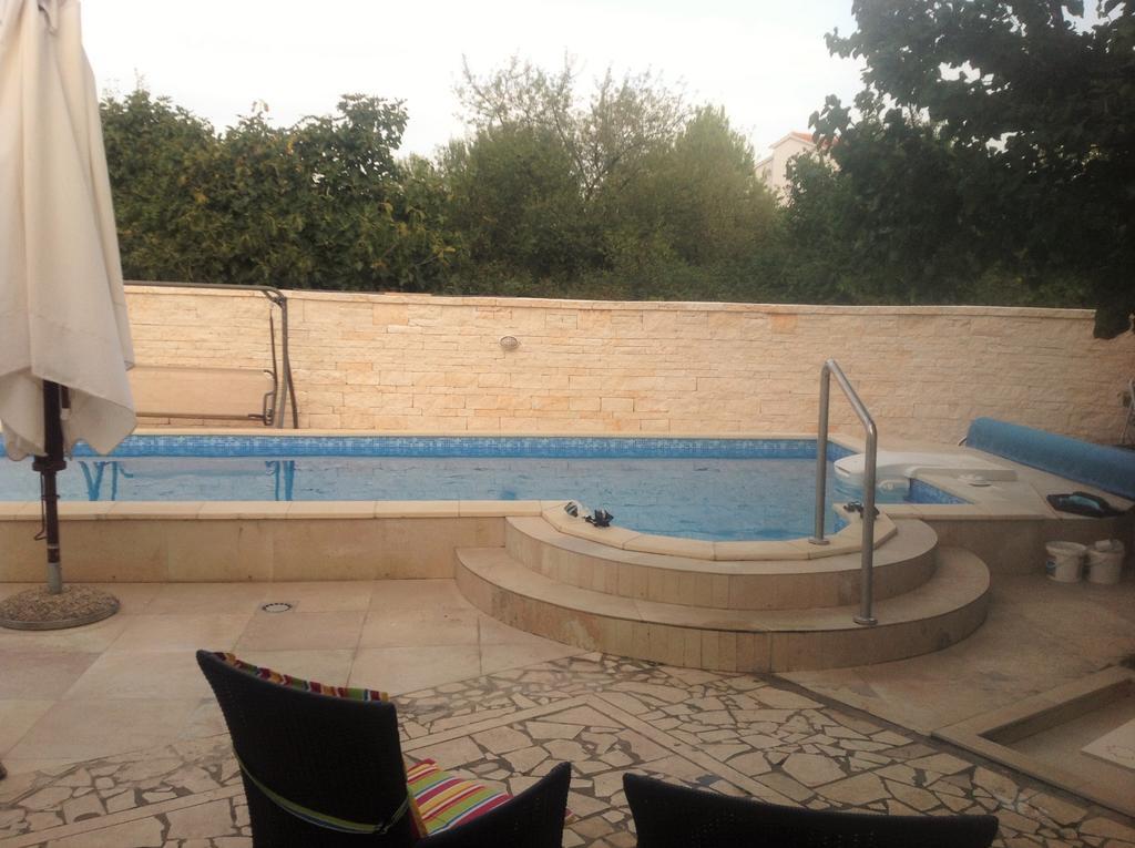 Apartments Little Castle Vodice Bagian luar foto
