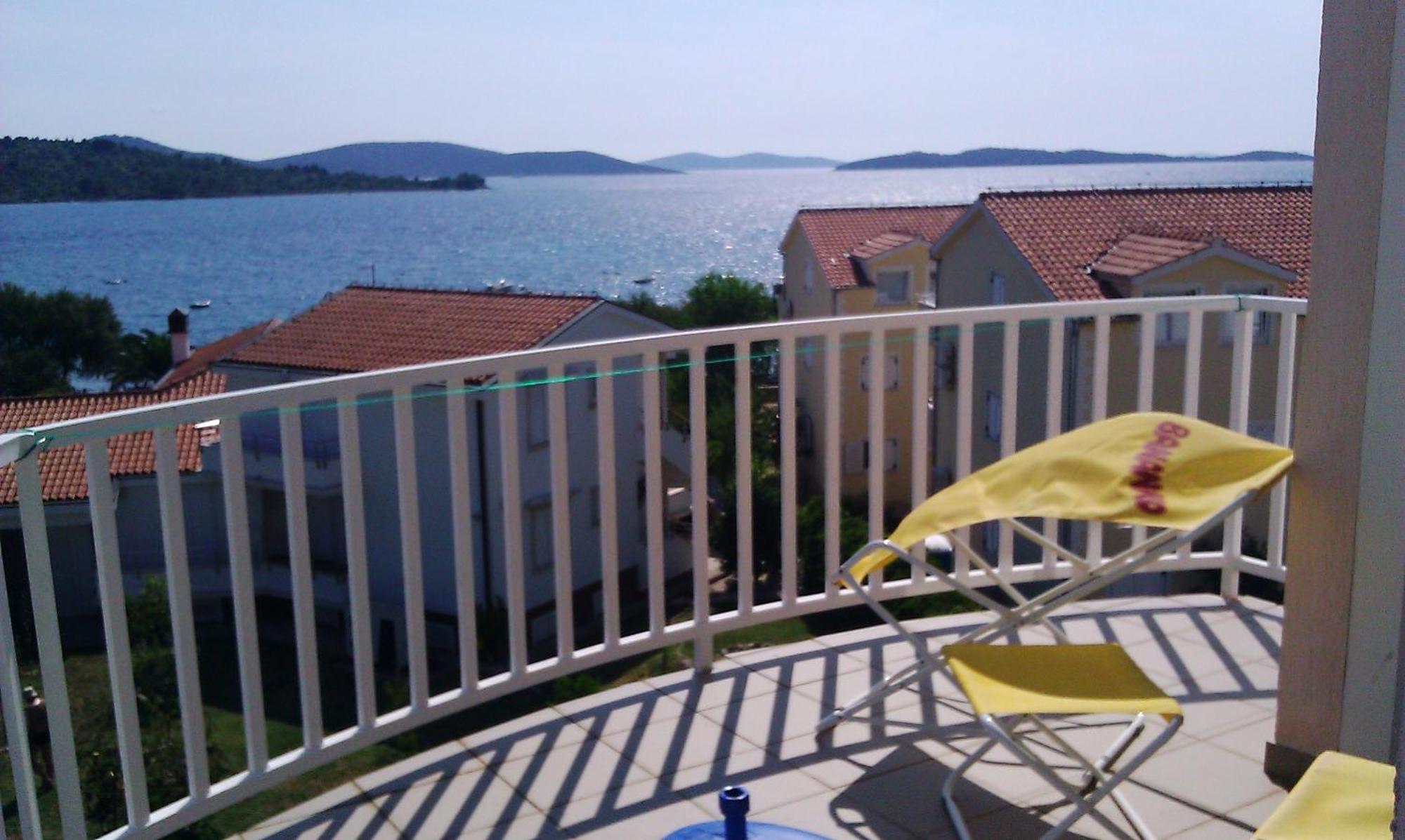 Apartments Little Castle Vodice Bagian luar foto
